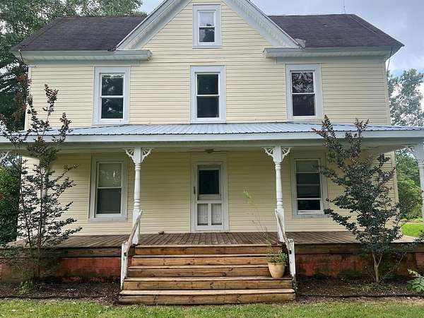 1.59 Acres of Land with Home for Sale in Bloxom, Virginia