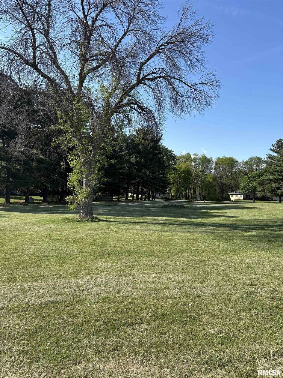 1.13 Acres of Residential Land for Sale in Jacksonville, Illinois