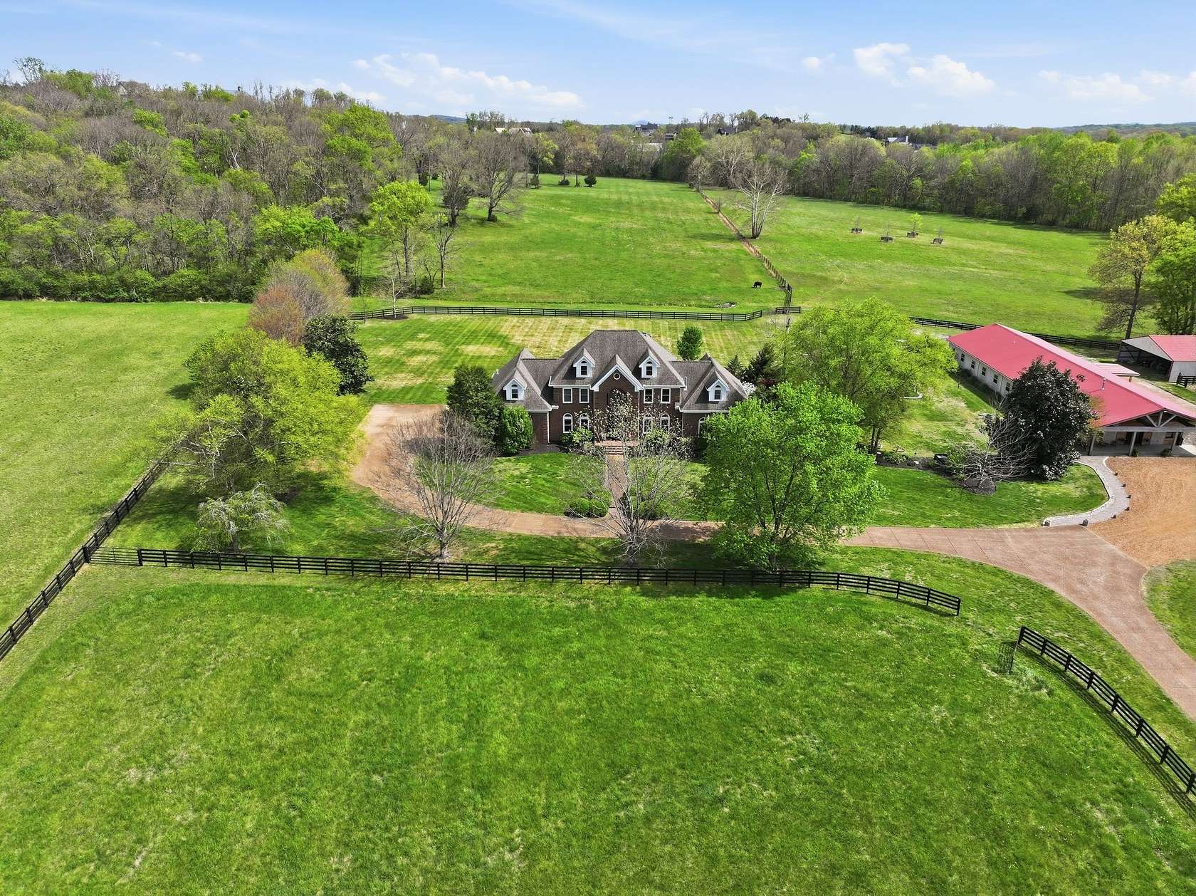 26.9 Acres of Agricultural & Residential Land for Sale in College Grove, Tennessee