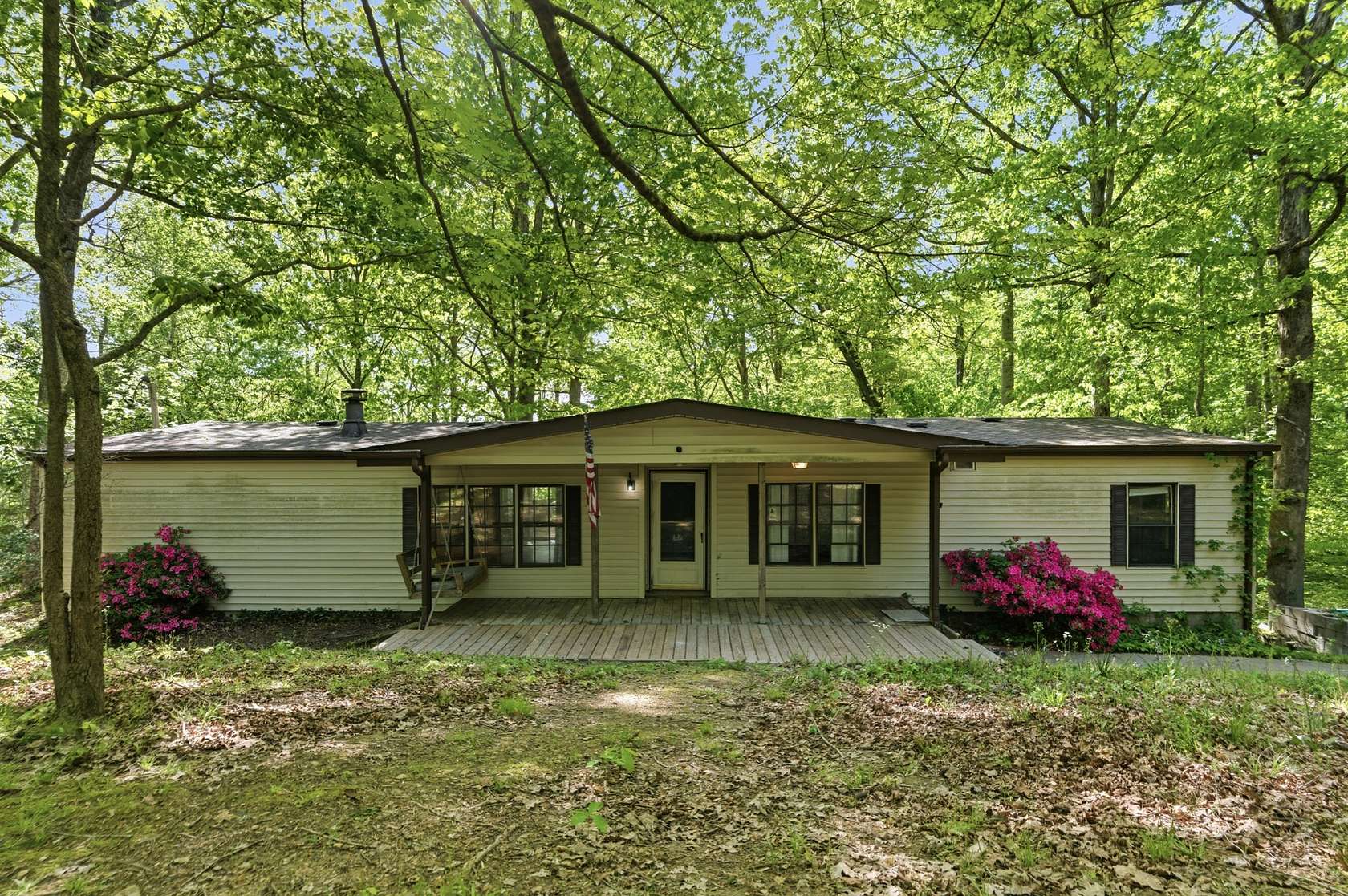 5.27 Acres of Land with Home for Sale in Kingston Springs, Tennessee