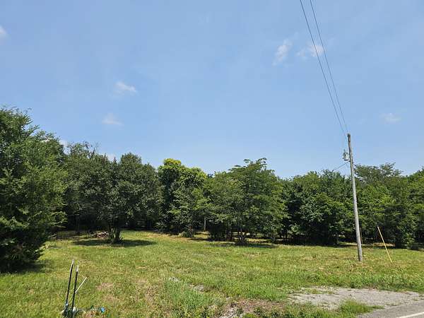 5.84 Acres of Residential Land for Sale in Bell Buckle, Tennessee