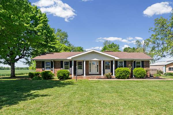 3 Acres of Land with Home for Sale in Hopkinsville, Kentucky