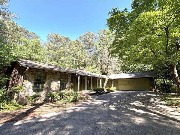 7.5 Acres of Land with Home for Sale in Fayetteville, Georgia