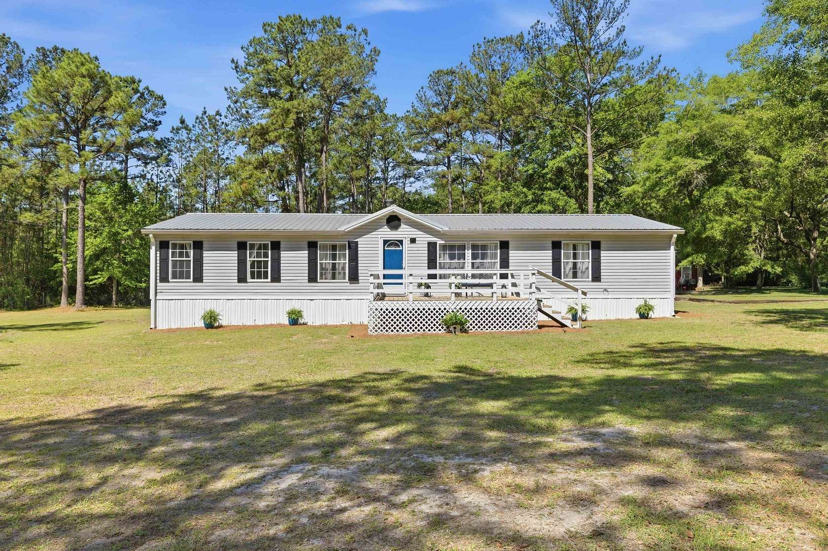 5.54 Acres of Land with Home for Sale in Monticello, Florida
