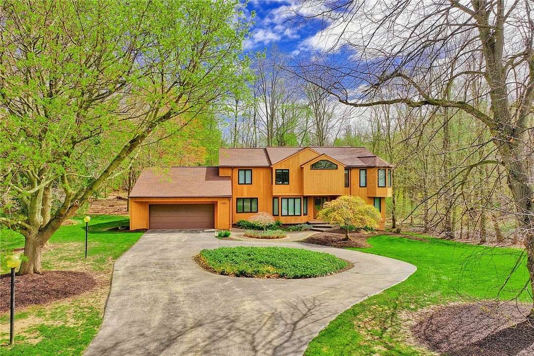 2.5 Acres of Land with Home for Sale in Webster, New York