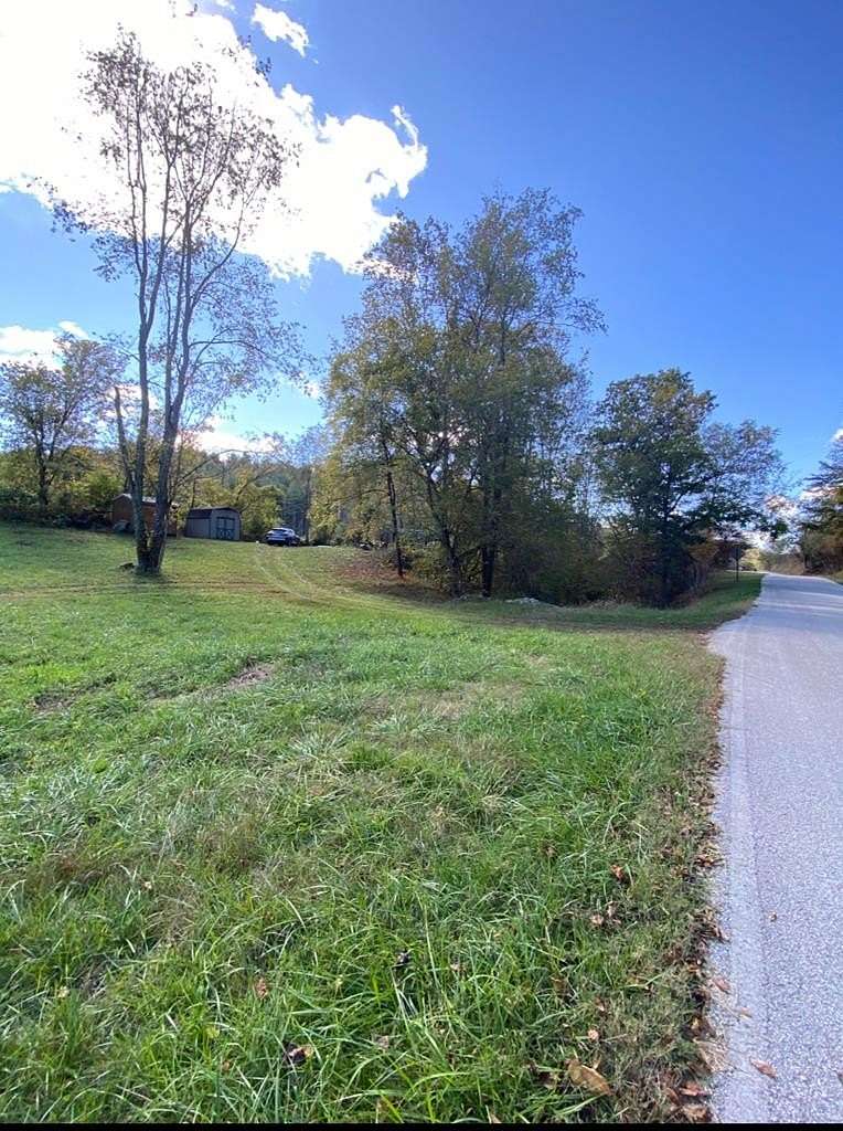 3 Acres of Mixed-Use Land for Sale in Campton, Kentucky