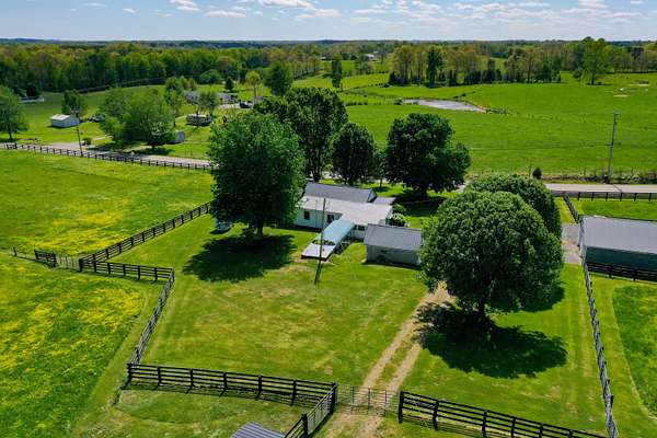 2.67 Acres of Land with Home for Sale in East Bernstadt, Kentucky