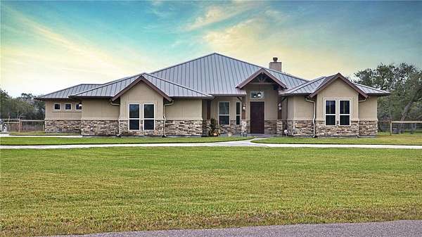 3.25 Acres of Land with Home for Sale in Rockport, Texas