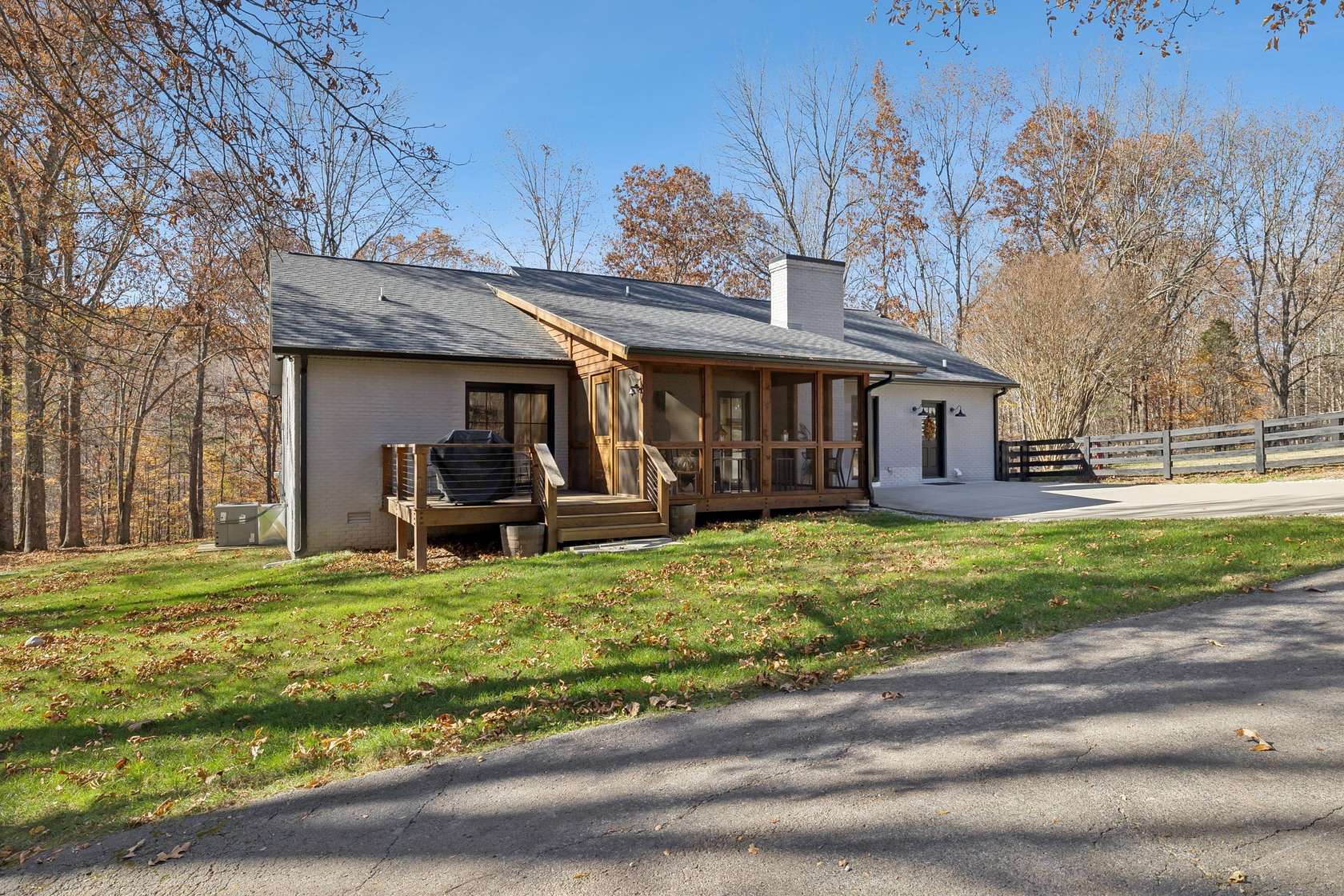 16.3 Acres of Land with Home for Sale in Primm Springs, Tennessee