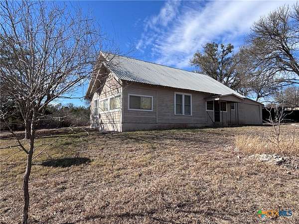 16.6 Acres of Land with Home for Sale in Georgetown, Texas