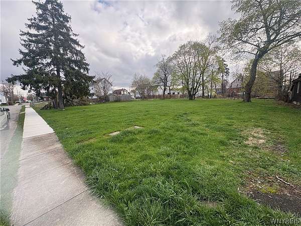 0.1 Acres of Land for Sale in Buffalo, New York