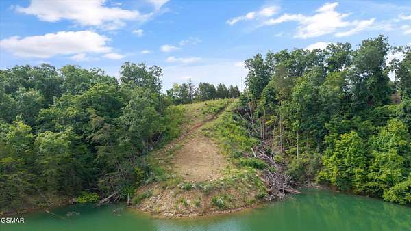 1 Acre of Residential Land for Sale in Sevierville, Tennessee