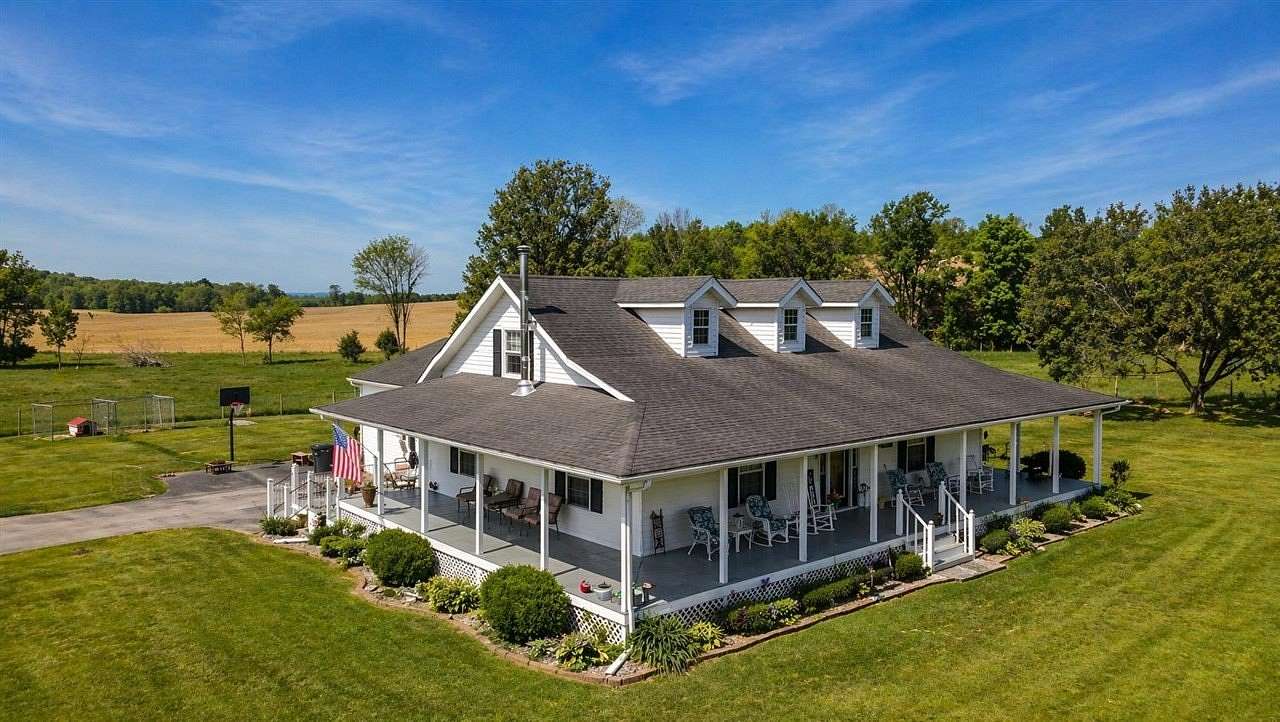 2 Acres of Land with Home for Sale in Summer Shade, Kentucky