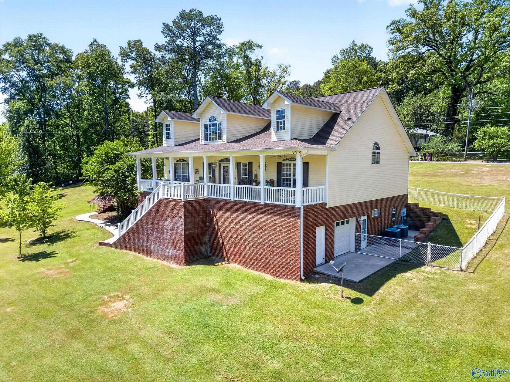 3 Acres of Land with Home for Sale in Gadsden, Alabama