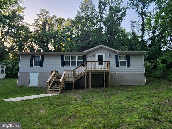 3 Acres of Land with Home for Lease in Lexington Park, Maryland