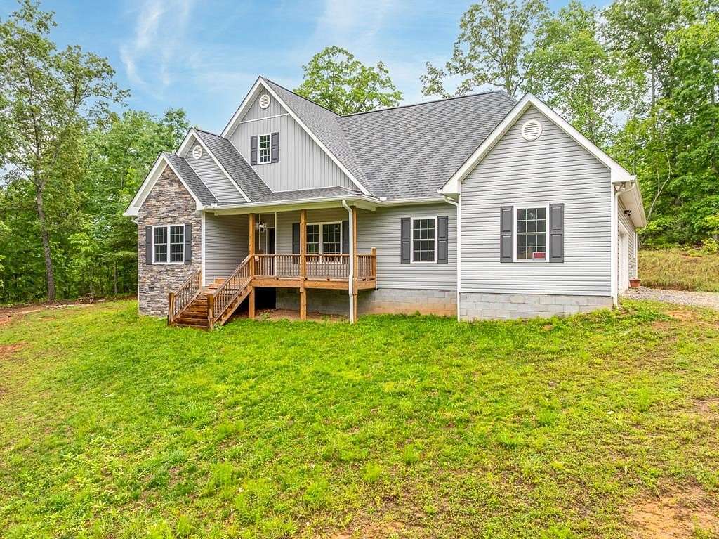 2.83 Acres of Land with Home for Sale in Blairsville, Georgia