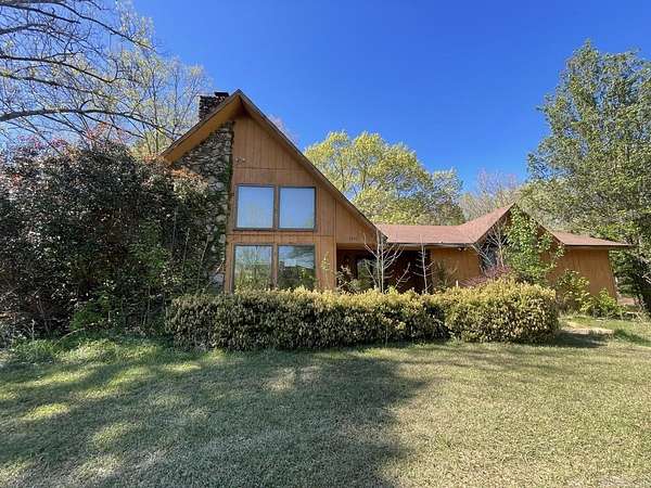 3.77 Acres of Land with Home for Sale in Benton, Arkansas