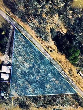 1.7 Acres of Residential Land for Sale in Big Sandy, Tennessee