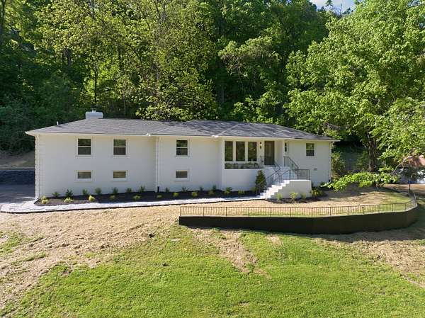 3 Acres of Land with Home for Sale in Nashville, Tennessee