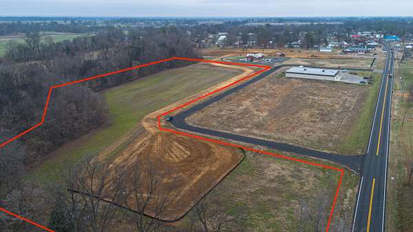 9.52 Acres of Commercial Land for Sale in Barlow, Kentucky
