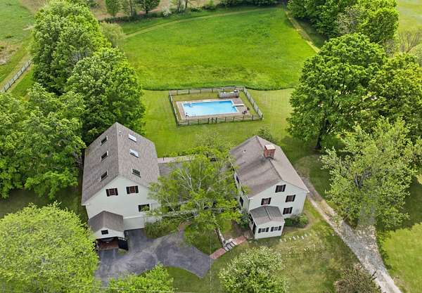 4.8 Acres of Land with Home for Sale in Amherst, New Hampshire