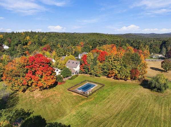 4.8 Acres of Land with Home for Sale in Amherst, New Hampshire
