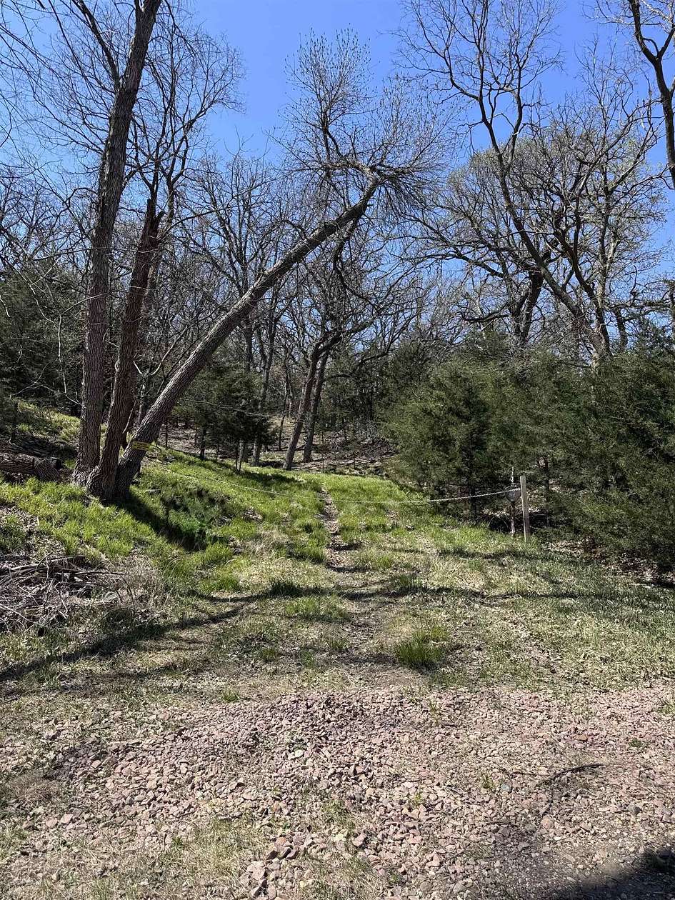 2.49 Acres of Residential Land for Sale in Yankton, South Dakota