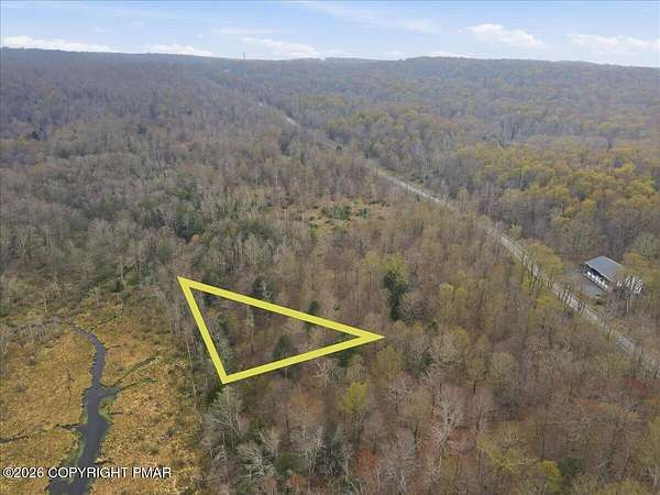 0.33 Acres of Residential Land for Sale in Tobyhanna, Pennsylvania