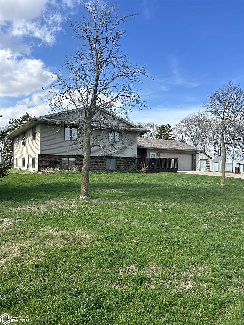 6 Acres of Land with Home for Sale in Fonda, Iowa