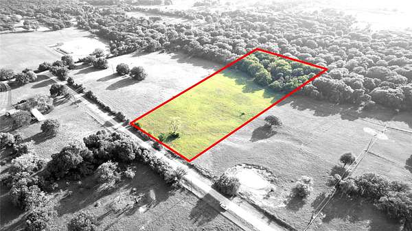 4 Acres of Residential Land for Sale in Springtown, Texas