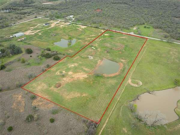 6 Acres of Residential Land for Sale in Lipan, Texas