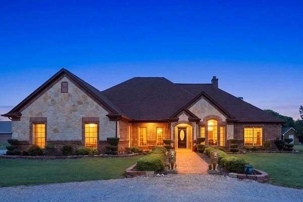 2.5 Acres of Land with Home for Sale in Justin, Texas