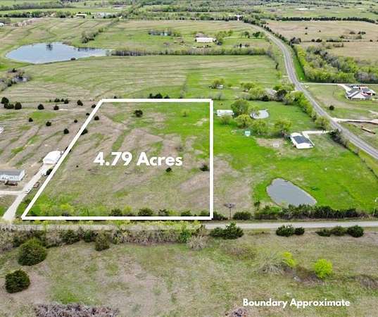 4.79 Acres of Residential Land for Sale in Celeste, Texas