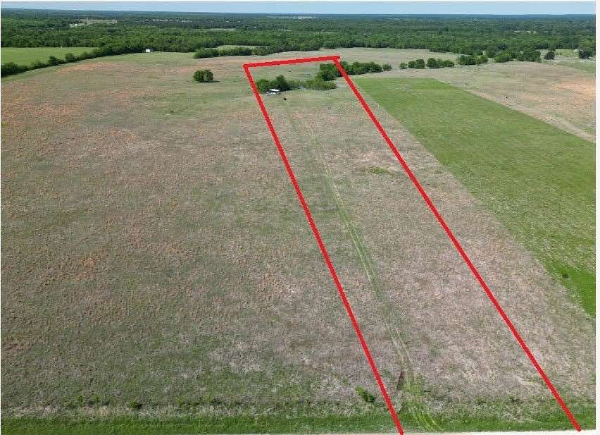 13 Acres of Land for Sale in Deport, Texas