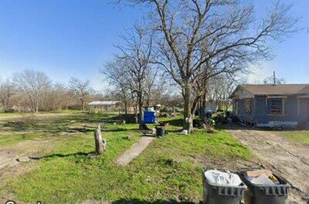 0.14 Acres of Residential Land for Sale in Corsicana, Texas