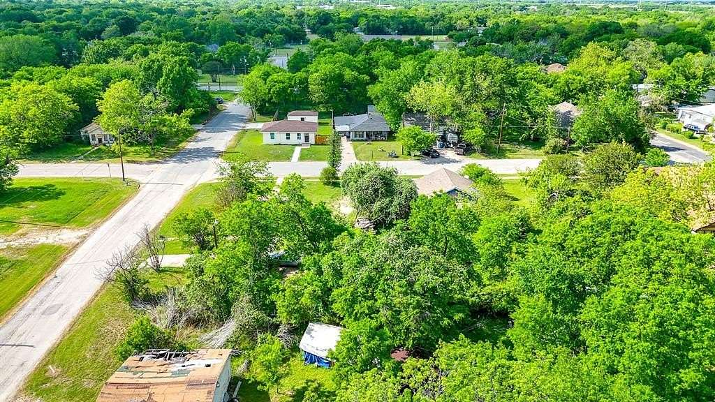 0.1 Acres of Residential Land for Sale in Corsicana, Texas