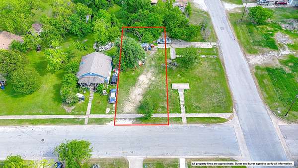 0.1 Acres of Residential Land for Sale in Corsicana, Texas