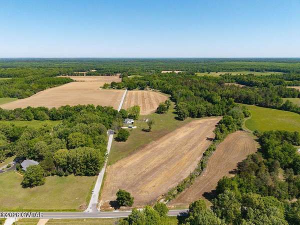 23 Acres of Agricultural & Residential Land for Sale in Henderson, Tennessee