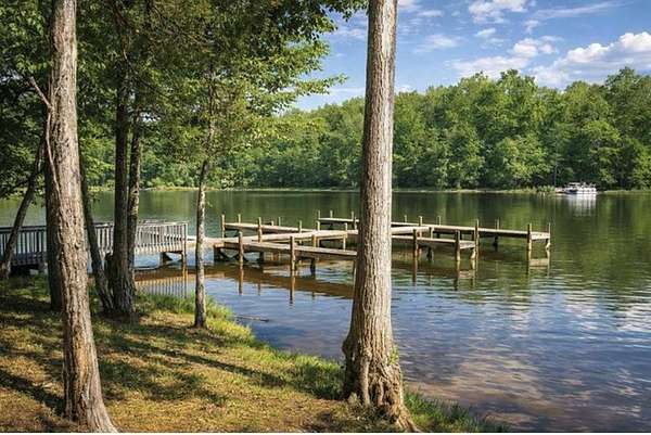 1 Acre of Residential Land for Sale in Hodges, South Carolina