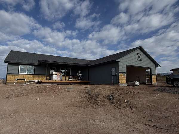 2 Acres of Land with Home for Sale in Cedaredge, Colorado