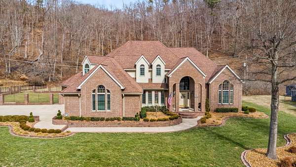 1.5 Acres of Land with Home for Sale in Pikeville, Kentucky