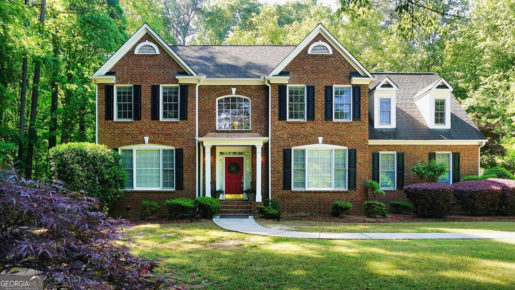 4 Acres of Land with Home for Sale in Fayetteville, Georgia