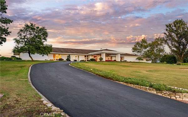 5.49 Acres of Land with Home for Sale in Rolling Hills, California