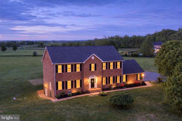 10.6 Acres of Land with Home for Sale in Leesburg, Virginia