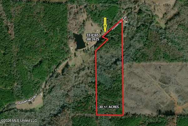 30 Acres of Recreational & Residential Land for Sale in Amory, Mississippi