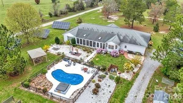 4.2 Acres of Land with Home for Sale in Cheraw, South Carolina