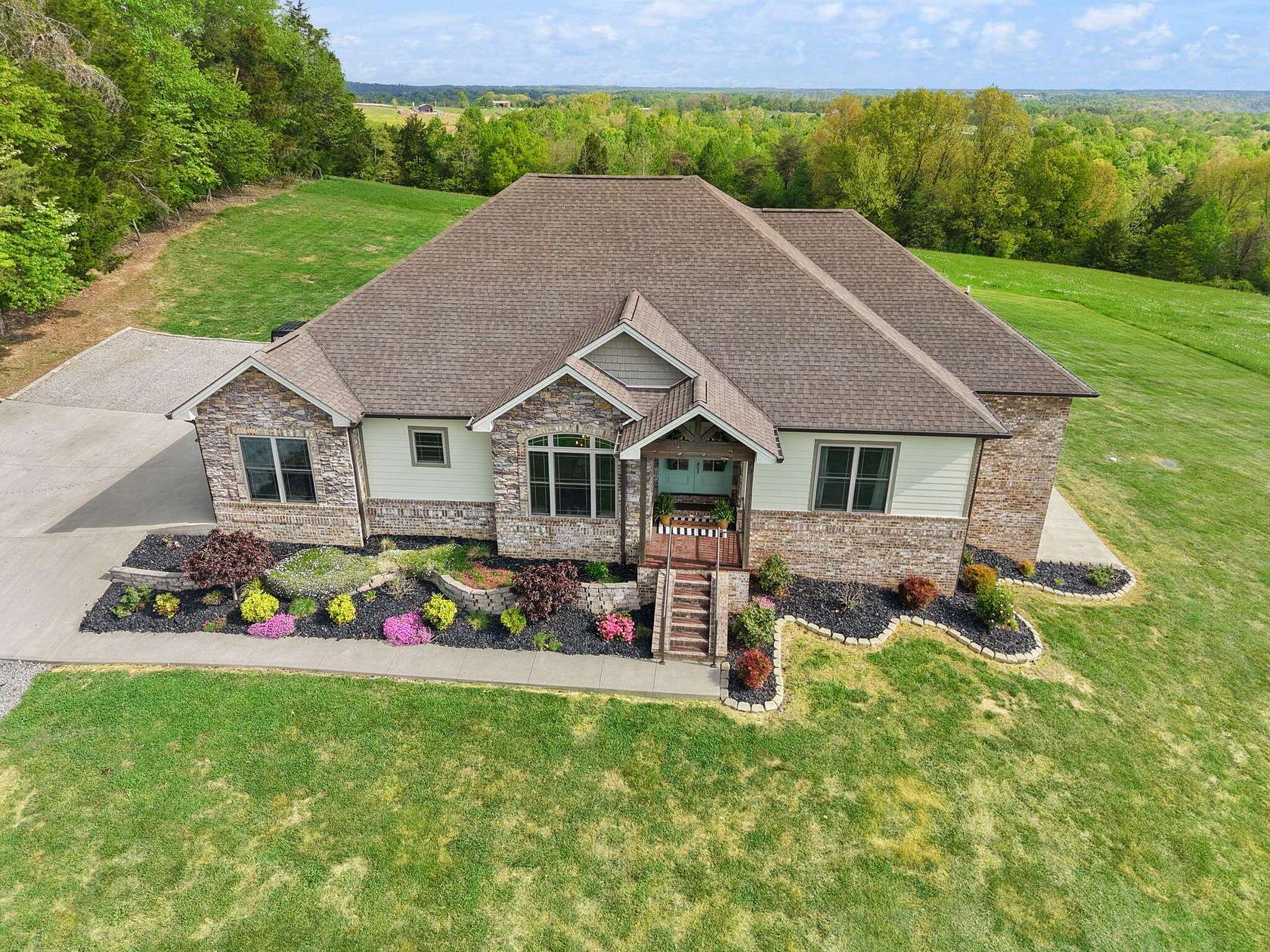 2.5 Acres of Land with Home for Sale in Science Hill, Kentucky