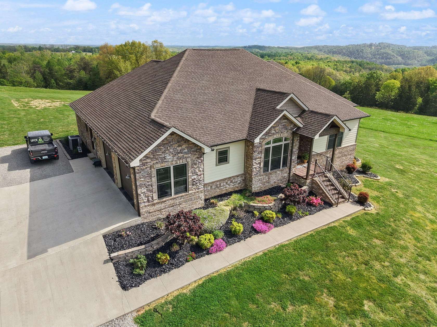 2.5 Acres of Land with Home for Sale in Science Hill, Kentucky