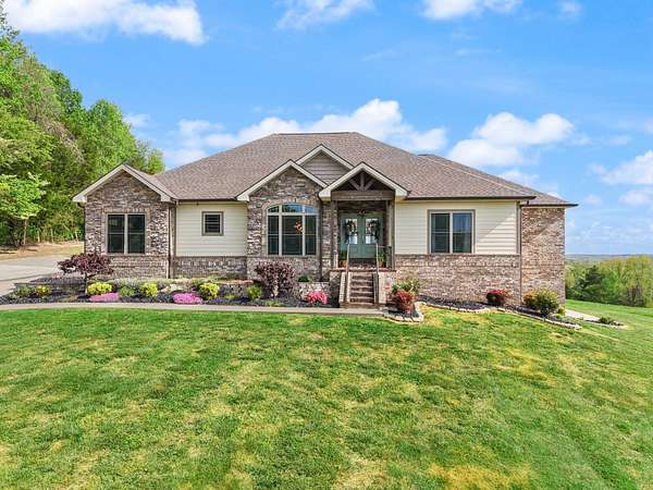 2.5 Acres of Land with Home for Sale in Science Hill, Kentucky