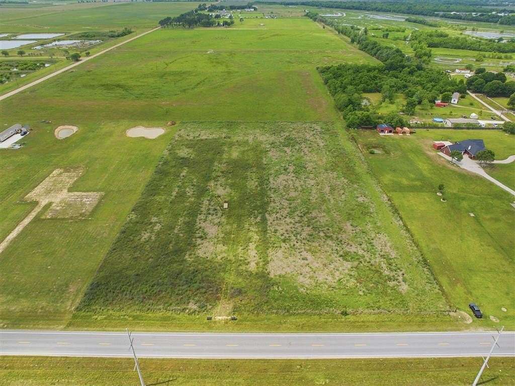3 Acres of Residential Land for Sale in Iowa, Louisiana